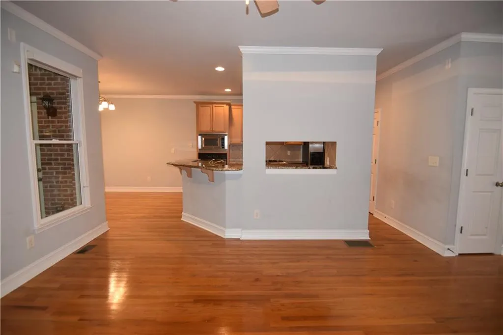 7261 Village Creek Trace, Atlanta, Georgia 30328, 4 Bedrooms Bedrooms, ,3 BathroomsBathrooms,Residential,Sold,7261 Village Creek Trace,6892791