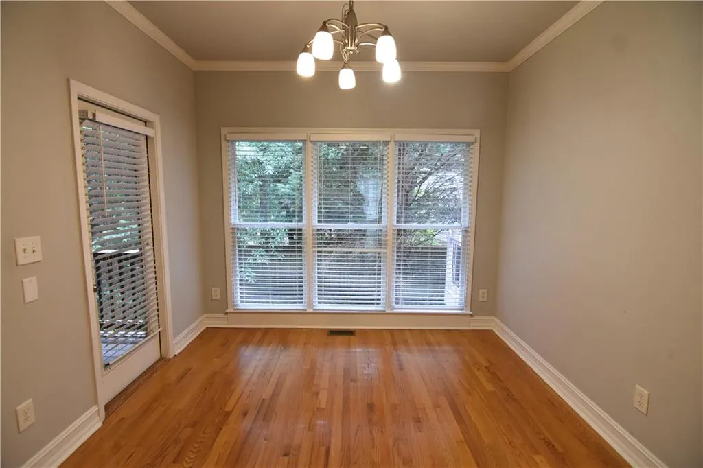 7261 Village Creek Trace, Atlanta, Georgia 30328, 4 Bedrooms Bedrooms, ,3 BathroomsBathrooms,Residential,Sold,7261 Village Creek Trace,6892791
