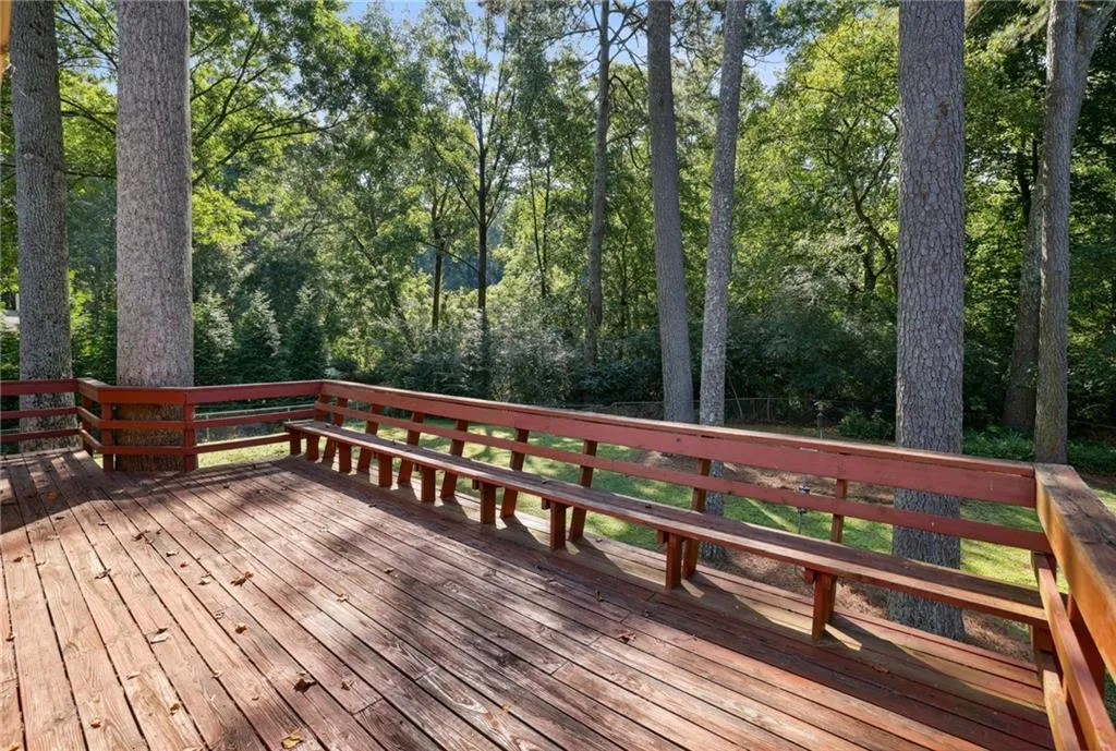 760 Crest Valley Drive, Atlanta, Georgia 30327, 4 Bedrooms Bedrooms, ,3 BathroomsBathrooms,Residential,Sold,760 Crest Valley Drive,7255223