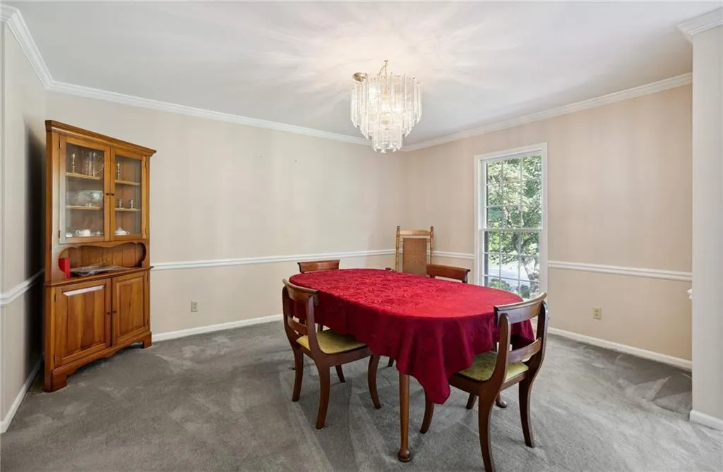 760 Crest Valley Drive, Atlanta, Georgia 30327, 4 Bedrooms Bedrooms, ,3 BathroomsBathrooms,Residential,Sold,760 Crest Valley Drive,7255223