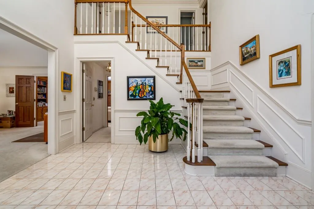 5035 Willow Bluff Drive, Sandy Springs, Georgia 30350, 4 Bedrooms Bedrooms, ,3 BathroomsBathrooms,Residential,Sold,5035 Willow Bluff Drive,6851638 5035 Willow Bluff Drive, Sandy Springs, Georgia 30350, 4 Bedrooms Bedrooms, ,3 BathroomsBathrooms,Residential,Sold,5035 Willow Bluff Drive,6851638