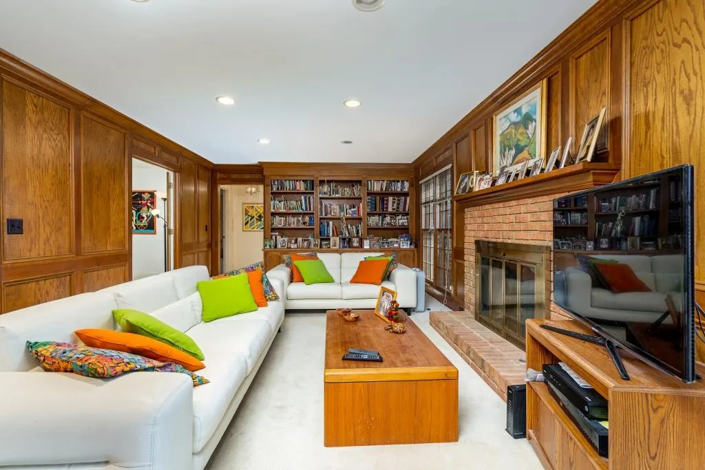 5035 Willow Bluff Drive, Sandy Springs, Georgia 30350, 4 Bedrooms Bedrooms, ,3 BathroomsBathrooms,Residential,Sold,5035 Willow Bluff Drive,6851638 5035 Willow Bluff Drive, Sandy Springs, Georgia 30350, 4 Bedrooms Bedrooms, ,3 BathroomsBathrooms,Residential,Sold,5035 Willow Bluff Drive,6851638