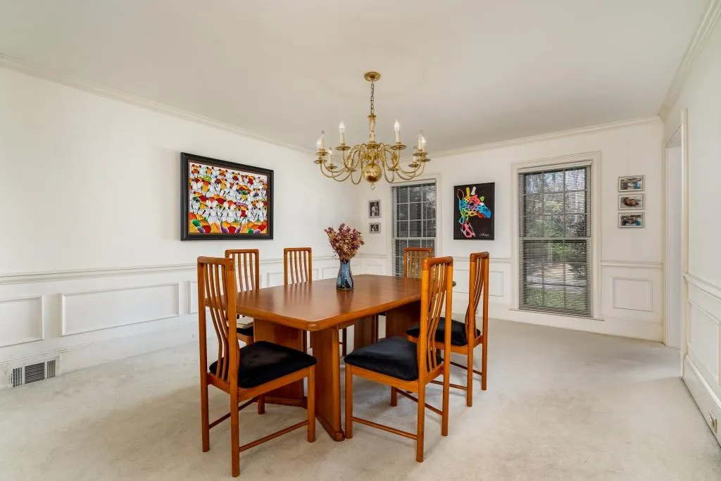 5035 Willow Bluff Drive, Sandy Springs, Georgia 30350, 4 Bedrooms Bedrooms, ,3 BathroomsBathrooms,Residential,Sold,5035 Willow Bluff Drive,6851638 5035 Willow Bluff Drive, Sandy Springs, Georgia 30350, 4 Bedrooms Bedrooms, ,3 BathroomsBathrooms,Residential,Sold,5035 Willow Bluff Drive,6851638