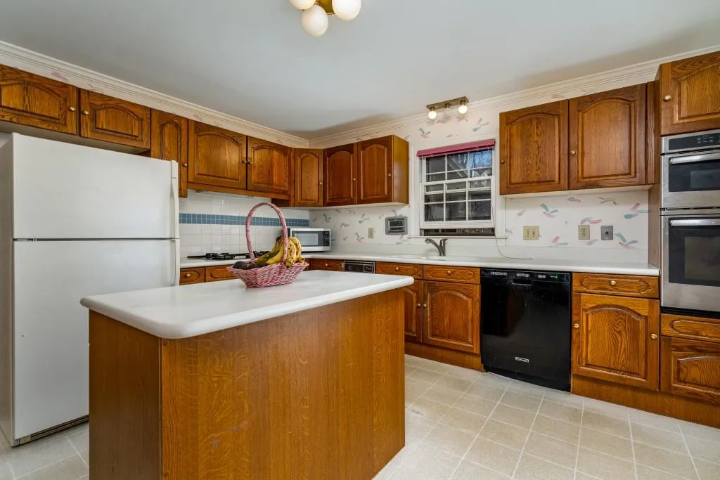 5035 Willow Bluff Drive, Sandy Springs, Georgia 30350, 4 Bedrooms Bedrooms, ,3 BathroomsBathrooms,Residential,Sold,5035 Willow Bluff Drive,6851638 5035 Willow Bluff Drive, Sandy Springs, Georgia 30350, 4 Bedrooms Bedrooms, ,3 BathroomsBathrooms,Residential,Sold,5035 Willow Bluff Drive,6851638