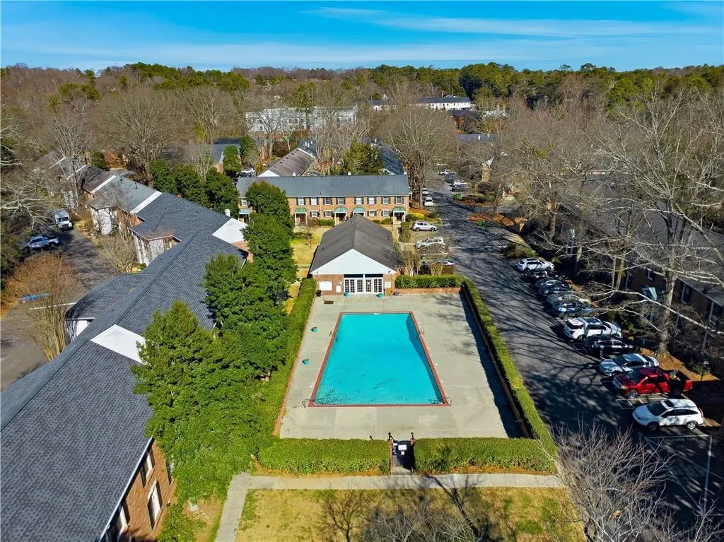 6700 Roswell Road Unit 28g, Atlanta, Georgia 30328, 2 Bedrooms Bedrooms, ,2 BathroomsBathrooms,Residential,For Sale,6700 Roswell Road Unit 28g,7714372