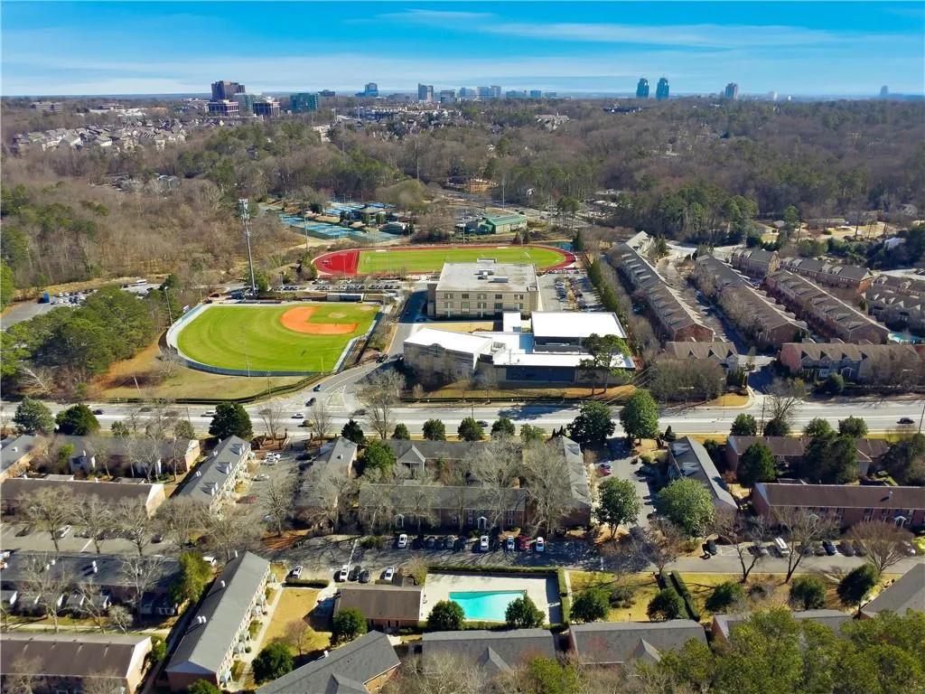 6700 Roswell Road Unit 28g, Atlanta, Georgia 30328, 2 Bedrooms Bedrooms, ,2 BathroomsBathrooms,Residential,For Sale,6700 Roswell Road Unit 28g,7714372