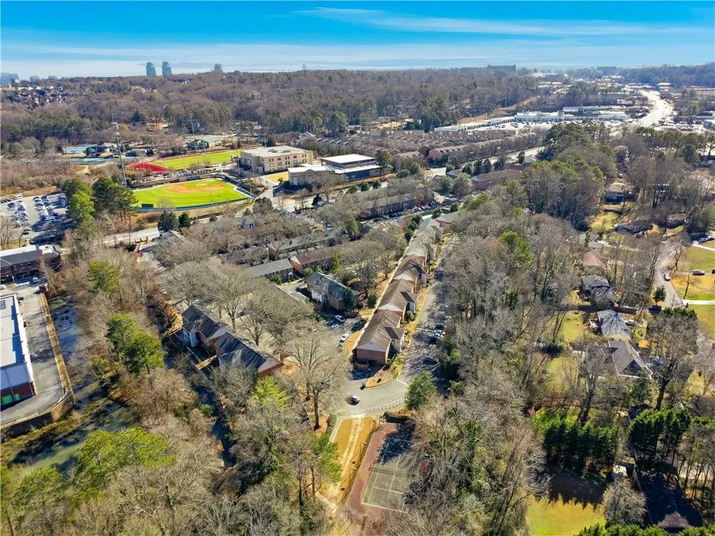 6700 Roswell Road Unit 28g, Atlanta, Georgia 30328, 2 Bedrooms Bedrooms, ,2 BathroomsBathrooms,Residential,For Sale,6700 Roswell Road Unit 28g,7714372