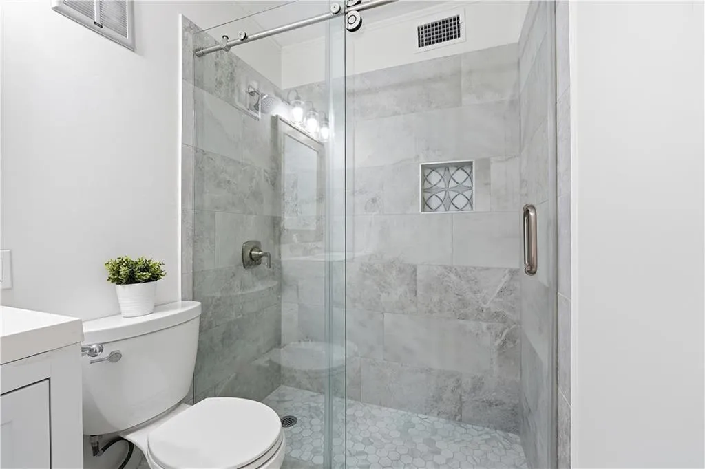 marble tile walk in shower
