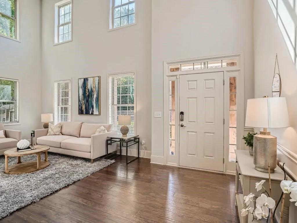 7805 Stratford Lane, Sandy Springs, Georgia 30350, 6 Bedrooms Bedrooms, ,4 BathroomsBathrooms,Residential,Sold,7805 Stratford Lane,7130796
