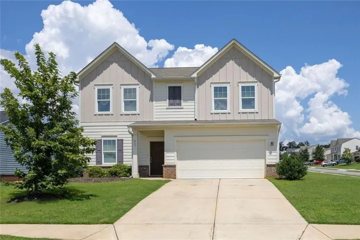 Welcome Home to 611 Revenna Way