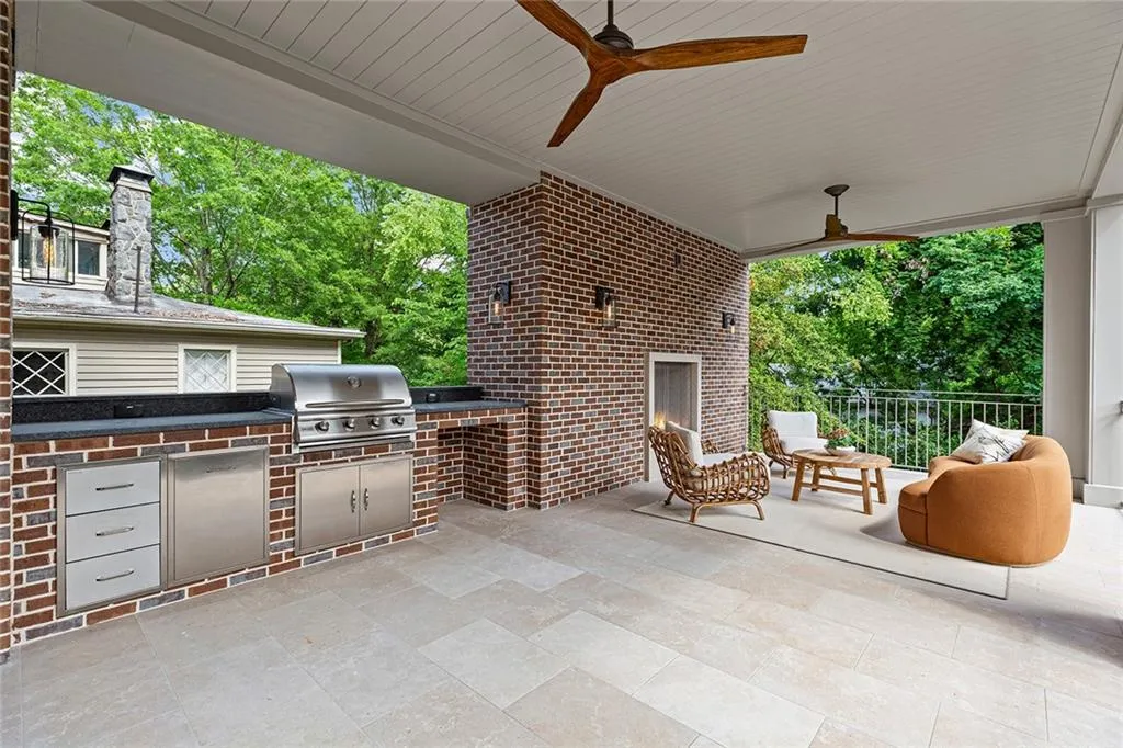 27 Maddox Drive Ne, Atlanta, Georgia 30309, 5 Bedrooms Bedrooms, ,6 BathroomsBathrooms,Residential,For Sale,27 Maddox Drive Ne,7578095