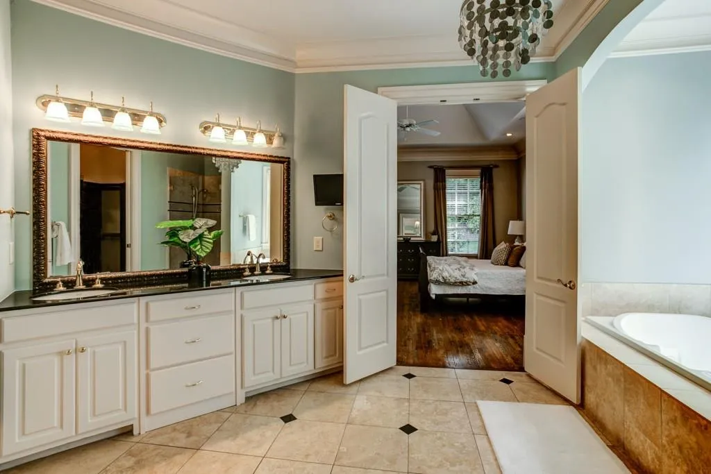 100 Mattison Cove, Atlanta, Georgia 30319, 4 Bedrooms Bedrooms, ,4 BathroomsBathrooms,Residential,Sold,100 Mattison Cove,5917026