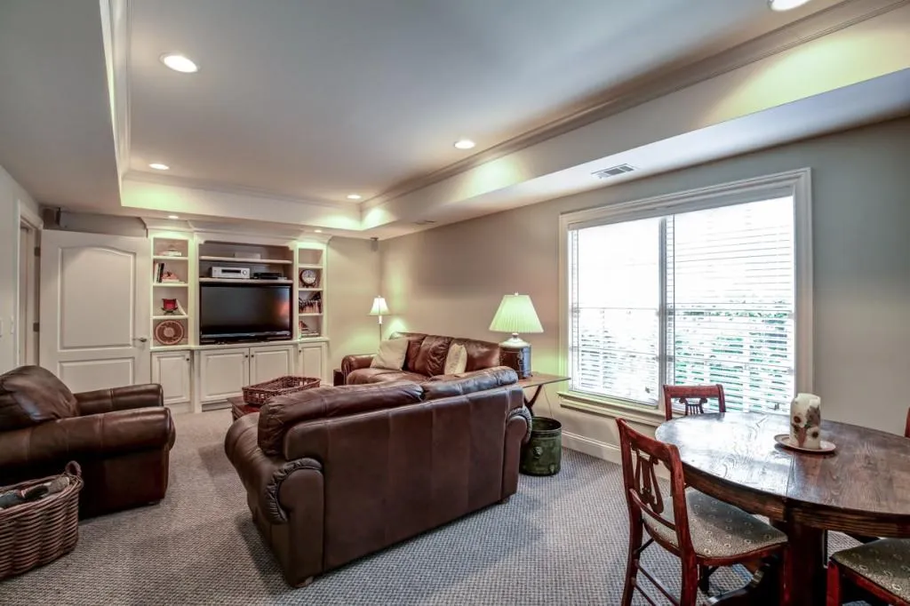 100 Mattison Cove, Atlanta, Georgia 30319, 4 Bedrooms Bedrooms, ,4 BathroomsBathrooms,Residential,Sold,100 Mattison Cove,5917026