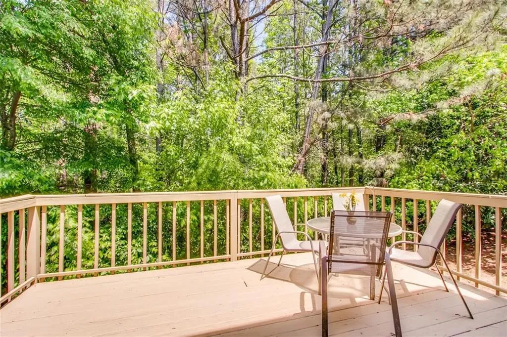 2610 Queen Anne Court, Sandy Springs, Georgia 30350, 2 Bedrooms Bedrooms, ,2 BathroomsBathrooms,Residential,Sold,2610 Queen Anne Court,6544106