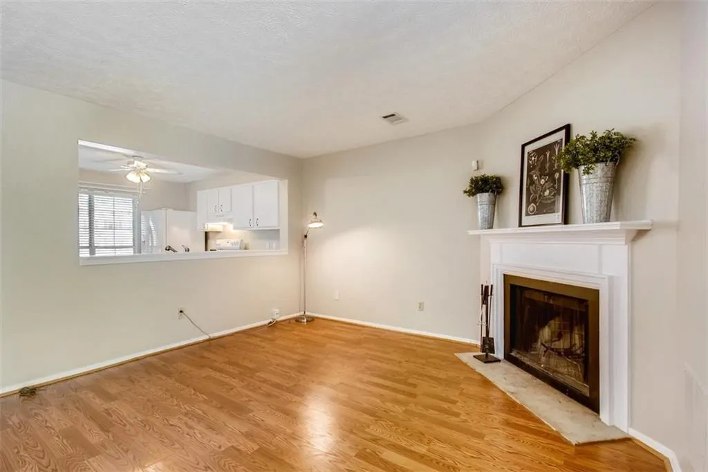 2610 Queen Anne Court, Sandy Springs, Georgia 30350, 2 Bedrooms Bedrooms, ,2 BathroomsBathrooms,Residential,Sold,2610 Queen Anne Court,6544106