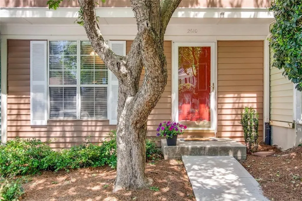 2610 Queen Anne Court, Sandy Springs, Georgia 30350, 2 Bedrooms Bedrooms, ,2 BathroomsBathrooms,Residential,Sold,2610 Queen Anne Court,6544106
