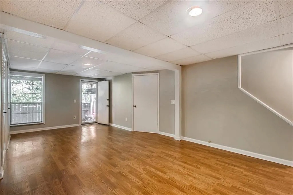 2610 Queen Anne Court, Sandy Springs, Georgia 30350, 2 Bedrooms Bedrooms, ,2 BathroomsBathrooms,Residential,Sold,2610 Queen Anne Court,6544106