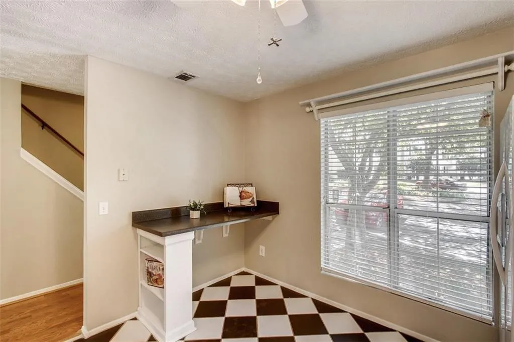 2610 Queen Anne Court, Sandy Springs, Georgia 30350, 2 Bedrooms Bedrooms, ,2 BathroomsBathrooms,Residential,Sold,2610 Queen Anne Court,6544106