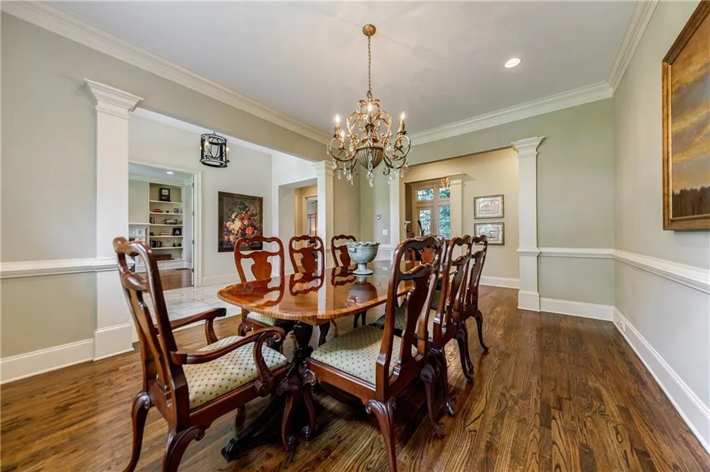 510 Park Gate Court, Atlanta, Georgia 30342, 5 Bedrooms Bedrooms, ,5 BathroomsBathrooms,Residential,Sold,510 Park Gate Court,6913431