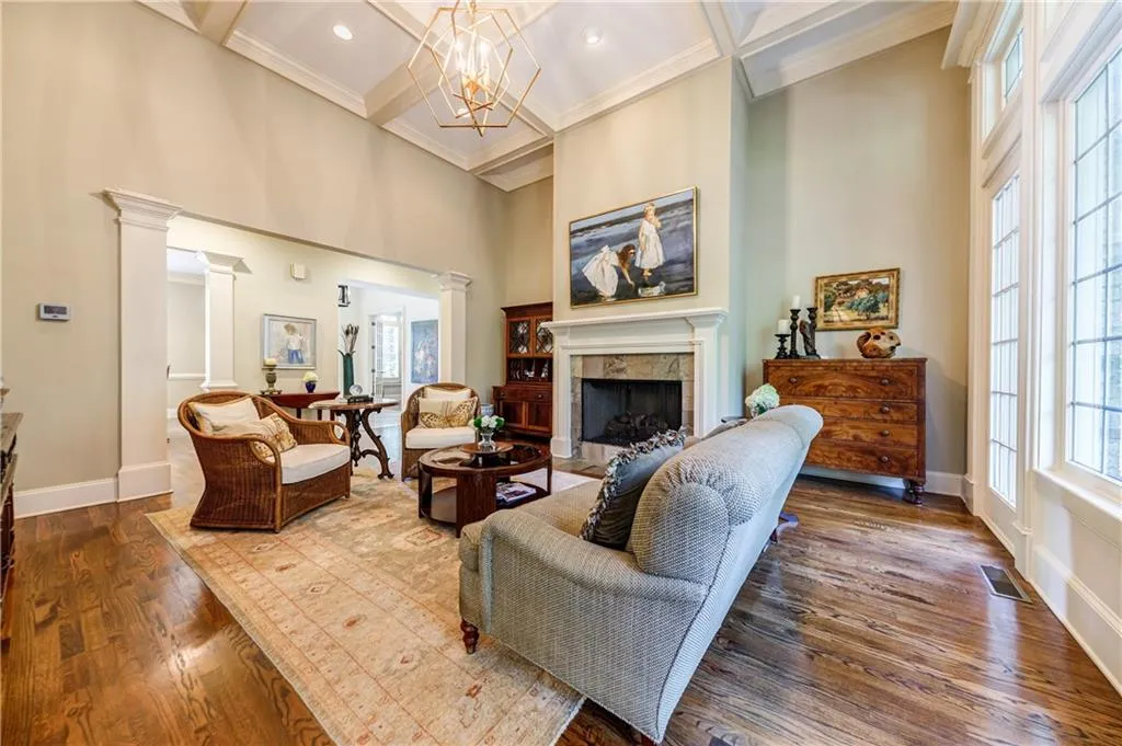 510 Park Gate Court, Atlanta, Georgia 30342, 5 Bedrooms Bedrooms, ,5 BathroomsBathrooms,Residential,Sold,510 Park Gate Court,6913431