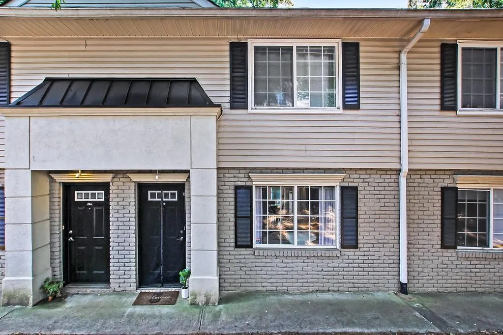 6940 Roswell Road Unit#20b, Sandy Springs, Georgia 30328, 2 Bedrooms Bedrooms, ,1 BathroomBathrooms,Residential,Sold,6940 Roswell Road Unit#20b,6590949
