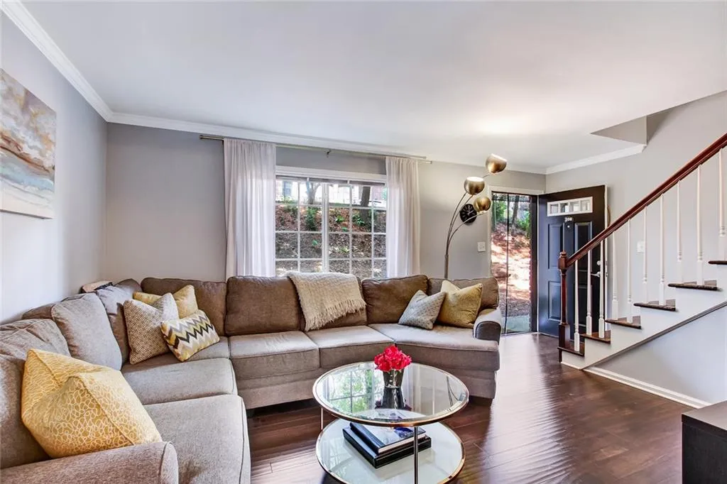 6940 Roswell Road Unit#20b, Sandy Springs, Georgia 30328, 2 Bedrooms Bedrooms, ,1 BathroomBathrooms,Residential,Sold,6940 Roswell Road Unit#20b,6590949