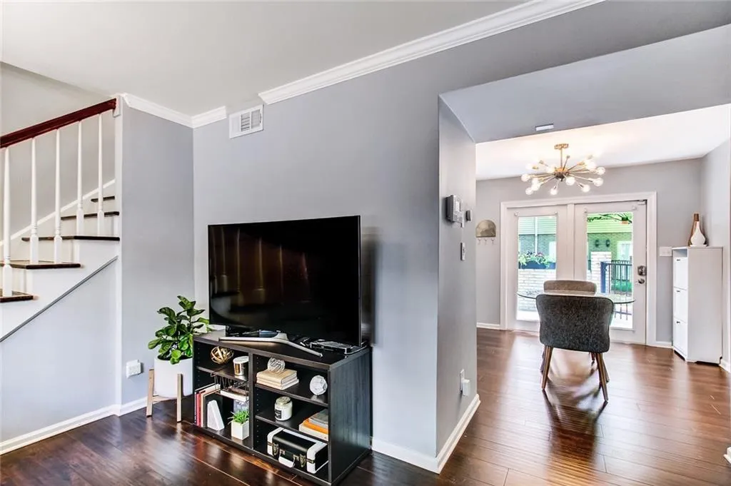 6940 Roswell Road Unit#20b, Sandy Springs, Georgia 30328, 2 Bedrooms Bedrooms, ,1 BathroomBathrooms,Residential,Sold,6940 Roswell Road Unit#20b,6590949