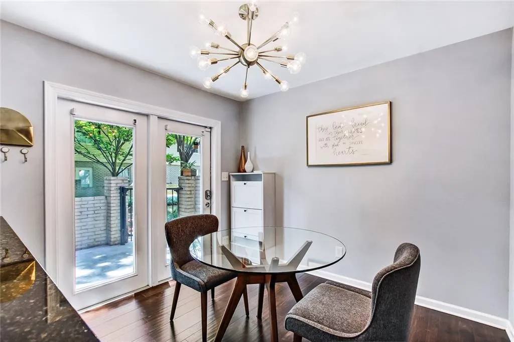 6940 Roswell Road Unit#20b, Sandy Springs, Georgia 30328, 2 Bedrooms Bedrooms, ,1 BathroomBathrooms,Residential,Sold,6940 Roswell Road Unit#20b,6590949