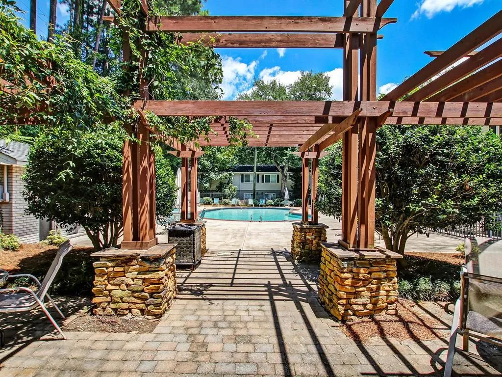 6940 Roswell Road Unit#20b, Sandy Springs, Georgia 30328, 2 Bedrooms Bedrooms, ,1 BathroomBathrooms,Residential,Sold,6940 Roswell Road Unit#20b,6590949