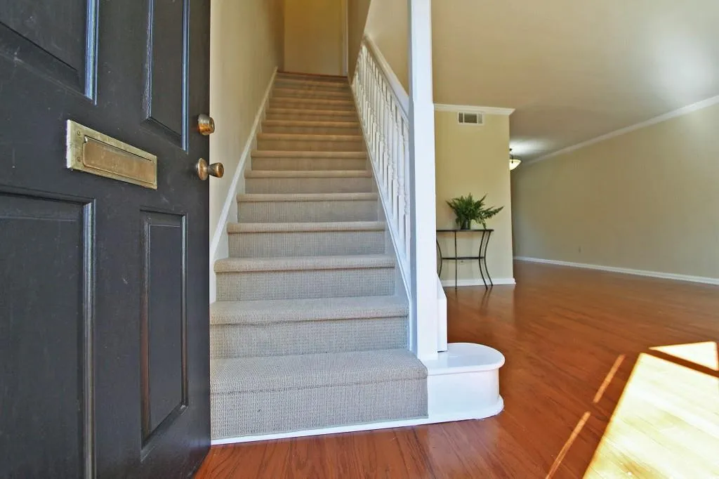 136 Peachtree Memorial Drive Nw Unit Ih6, Atlanta, Georgia 30309, 2 Bedrooms Bedrooms, ,1 BathroomBathrooms,Residential,Sold,136 Peachtree Memorial Drive Nw Unit Ih6,5937828