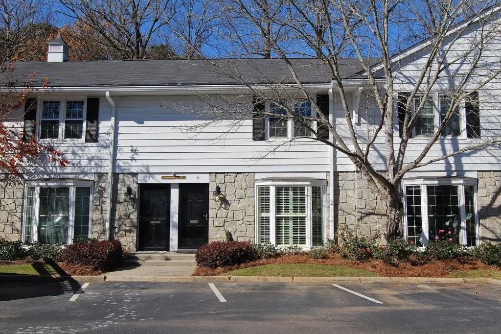 136 Peachtree Memorial Drive Nw Unit Ih6, Atlanta, Georgia 30309, 2 Bedrooms Bedrooms, ,1 BathroomBathrooms,Residential,Sold,136 Peachtree Memorial Drive Nw Unit Ih6,5937828