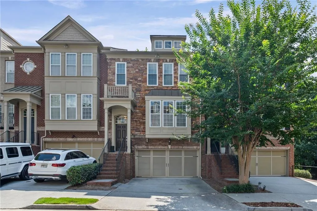 2873 Overlook Way Ne, Atlanta, Georgia 30324, 3 Bedrooms Bedrooms, ,3 BathroomsBathrooms,Residential,For Sale,2873 Overlook Way Ne,7632534