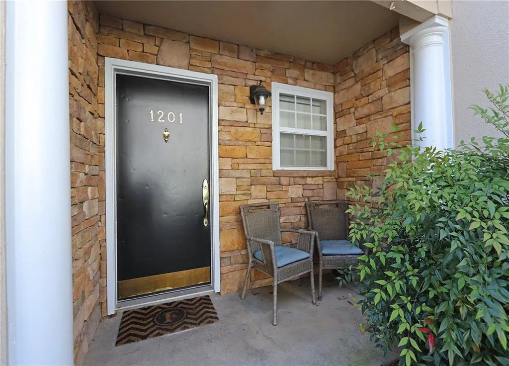 1201 Masons Creek Circle, Atlanta, Georgia 30350, 2 Bedrooms Bedrooms, ,2 BathroomsBathrooms,Residential,Sold,1201 Masons Creek Circle,5953664