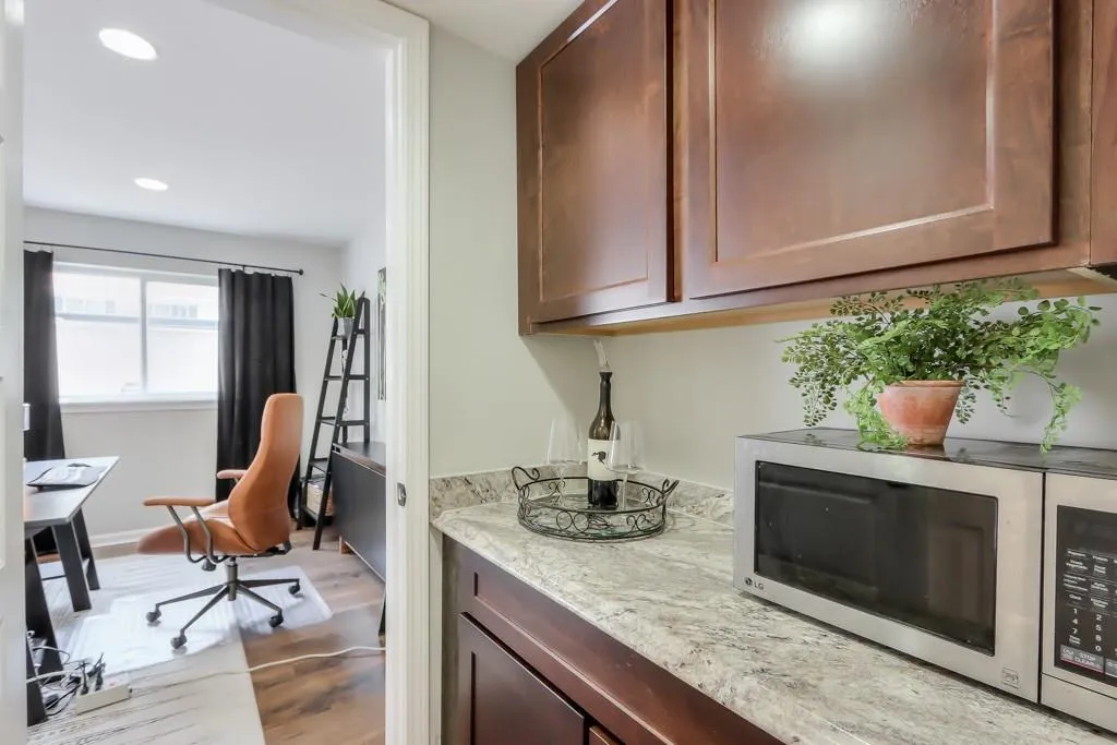 7319 Cardigan Circle, Sandy Springs, Georgia 30328, 4 Bedrooms Bedrooms, ,3 BathroomsBathrooms,Residential,Sold,7319 Cardigan Circle,7066714