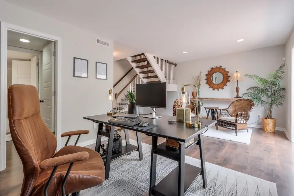 7319 Cardigan Circle, Sandy Springs, Georgia 30328, 4 Bedrooms Bedrooms, ,3 BathroomsBathrooms,Residential,Sold,7319 Cardigan Circle,7066714