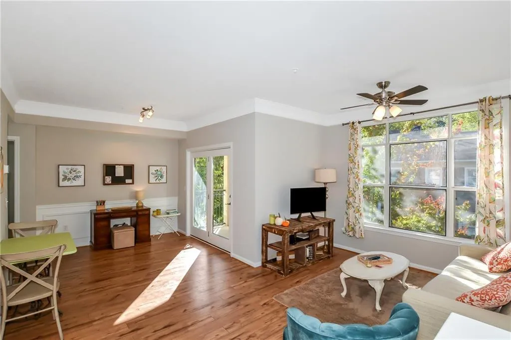 955 Juniper Street Ne Unit 1317, Atlanta, Georgia 30309, 1 Bedroom Bedrooms, ,1 BathroomBathrooms,Residential,Sold,955 Juniper Street Ne Unit 1317,6092774