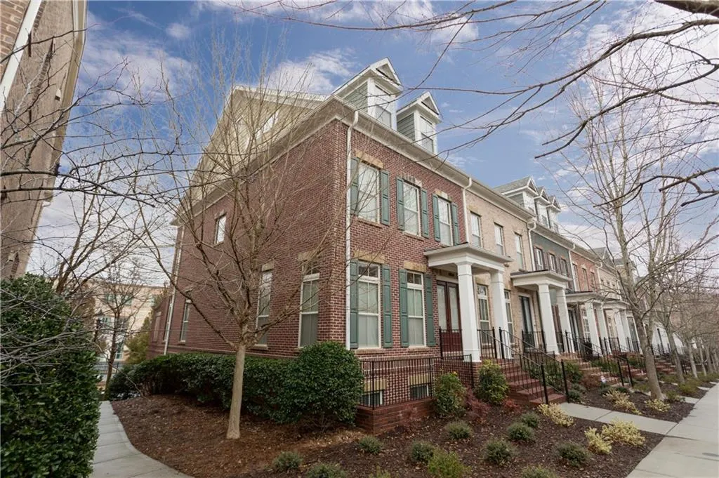 123 Alderwood Hill Unit 102, Sandy Springs, Georgia 30328, 4 Bedrooms Bedrooms, ,4 BathroomsBathrooms,Residential,Sold,123 Alderwood Hill Unit 102,6855362