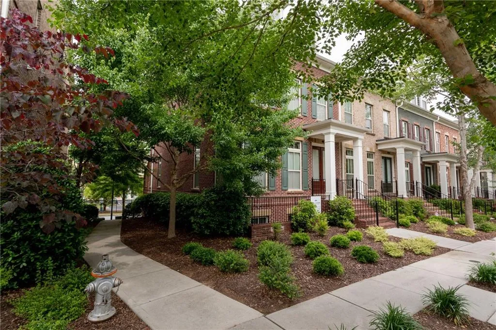 123 Alderwood Hill Unit 102, Sandy Springs, Georgia 30328, 4 Bedrooms Bedrooms, ,4 BathroomsBathrooms,Residential,Sold,123 Alderwood Hill Unit 102,6855362