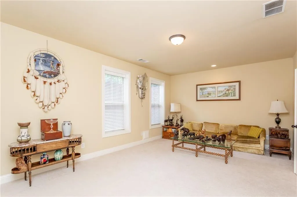 123 Alderwood Hill Unit 102, Sandy Springs, Georgia 30328, 4 Bedrooms Bedrooms, ,4 BathroomsBathrooms,Residential,Sold,123 Alderwood Hill Unit 102,6855362