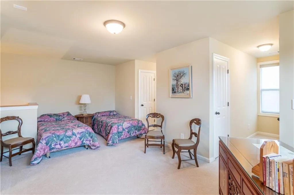 123 Alderwood Hill Unit 102, Sandy Springs, Georgia 30328, 4 Bedrooms Bedrooms, ,4 BathroomsBathrooms,Residential,Sold,123 Alderwood Hill Unit 102,6855362