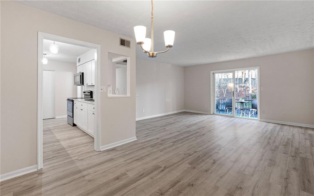 725 Dalrymple Road Unit 8D, Sandy Springs, Georgia 30328, 2 Bedrooms Bedrooms, ,2 BathroomsBathrooms,Residential,Sold,725 Dalrymple Road Unit 8D,7310908