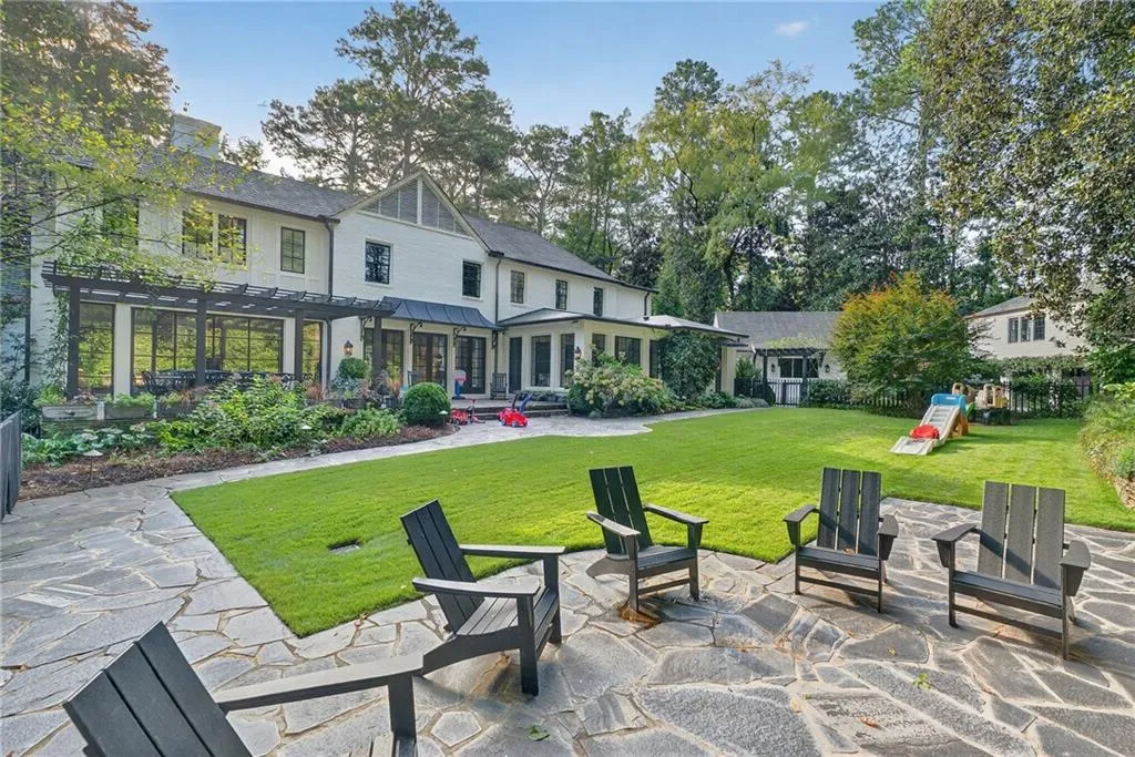 3540 Tuxedo Road Nw, Atlanta, Georgia 30305, 6 Bedrooms Bedrooms, ,8 BathroomsBathrooms,Residential,For Sale,3540 Tuxedo Road Nw,7644630