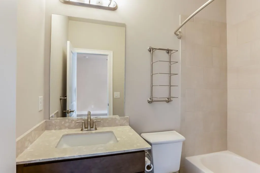 4224 Deming Circle, Sandy Springs, Georgia 30342, 3 Bedrooms Bedrooms, ,3 BathroomsBathrooms,Residential,Sold,4224 Deming Circle,6773223