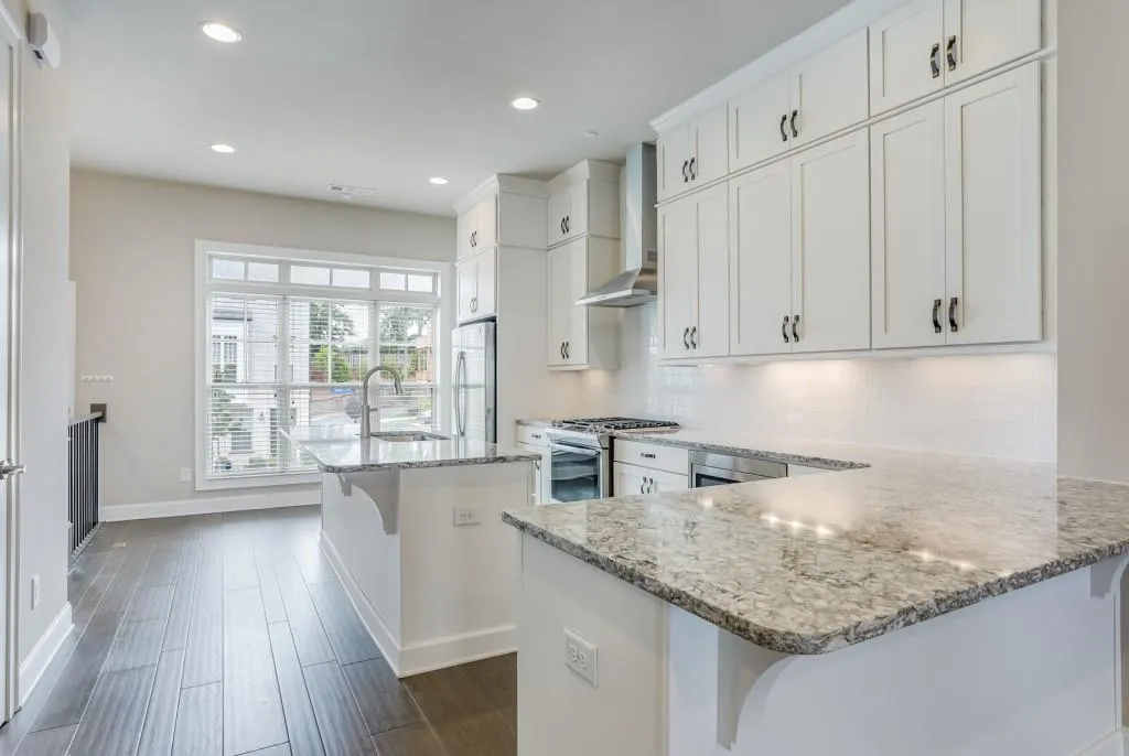 4224 Deming Circle, Sandy Springs, Georgia 30342, 3 Bedrooms Bedrooms, ,3 BathroomsBathrooms,Residential,Sold,4224 Deming Circle,6773223