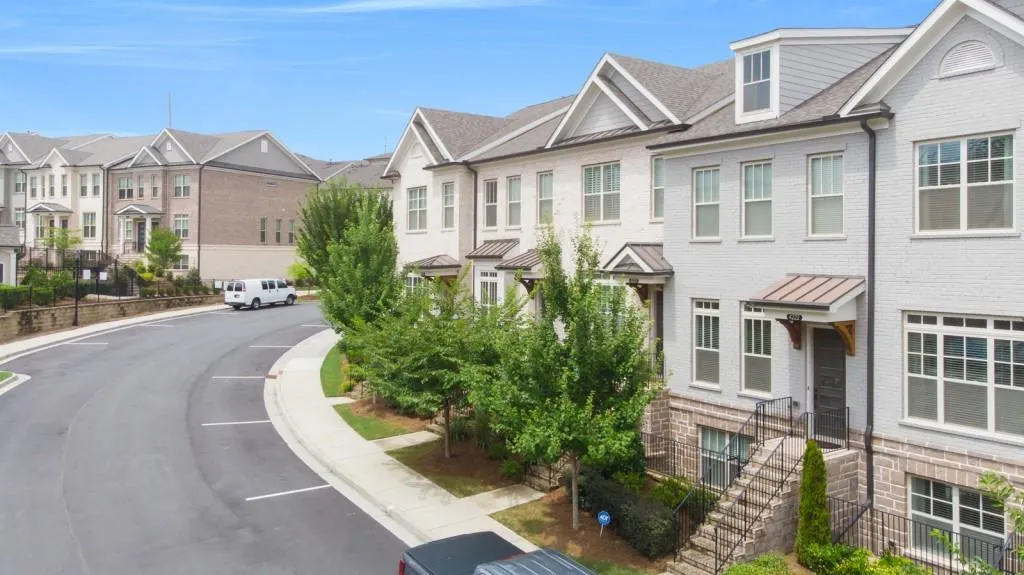 4224 Deming Circle, Sandy Springs, Georgia 30342, 3 Bedrooms Bedrooms, ,3 BathroomsBathrooms,Residential,Sold,4224 Deming Circle,6773223