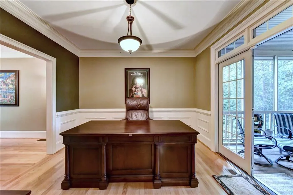 2065 Dunwoody Heritage Drive, Sandy Springs, Georgia 30350, 5 Bedrooms Bedrooms, ,3 BathroomsBathrooms,Residential,Sold,2065 Dunwoody Heritage Drive,5917709