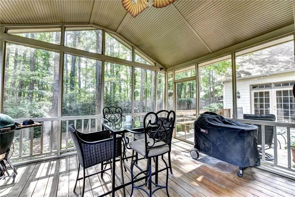 2065 Dunwoody Heritage Drive, Sandy Springs, Georgia 30350, 5 Bedrooms Bedrooms, ,3 BathroomsBathrooms,Residential,Sold,2065 Dunwoody Heritage Drive,5917709