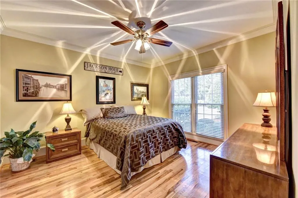 2065 Dunwoody Heritage Drive, Sandy Springs, Georgia 30350, 5 Bedrooms Bedrooms, ,3 BathroomsBathrooms,Residential,Sold,2065 Dunwoody Heritage Drive,5917709