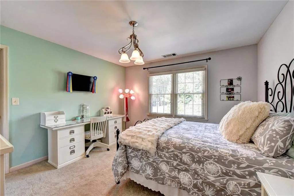 2065 Dunwoody Heritage Drive, Sandy Springs, Georgia 30350, 5 Bedrooms Bedrooms, ,3 BathroomsBathrooms,Residential,Sold,2065 Dunwoody Heritage Drive,5917709