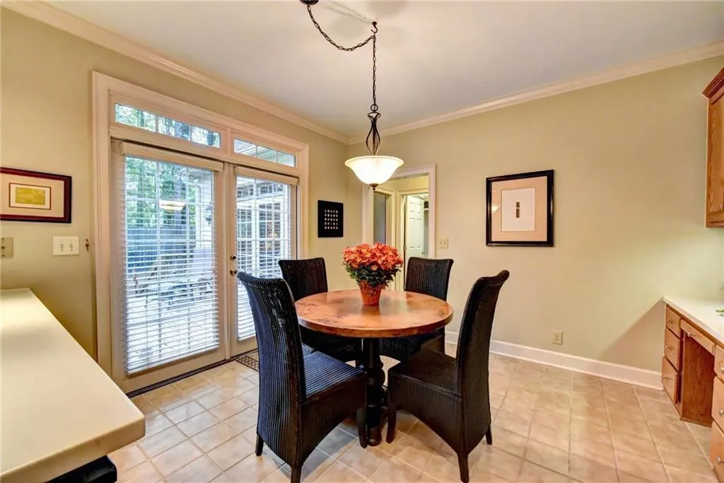 2065 Dunwoody Heritage Drive, Sandy Springs, Georgia 30350, 5 Bedrooms Bedrooms, ,3 BathroomsBathrooms,Residential,Sold,2065 Dunwoody Heritage Drive,5917709